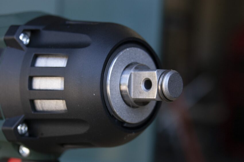 Makita Schlagbohrschauber verschiedene Aufsaetze