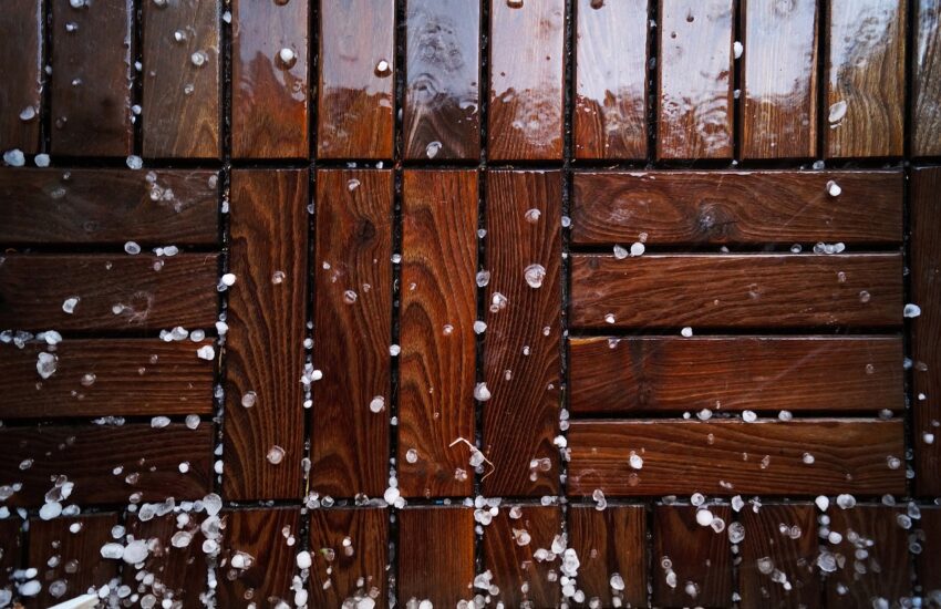 Terrassenfliesen aus Holz Test